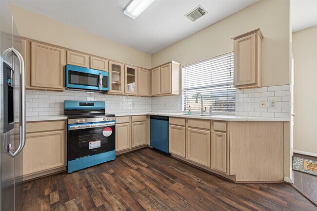 Building Photo - 9111 Winkbow Dr