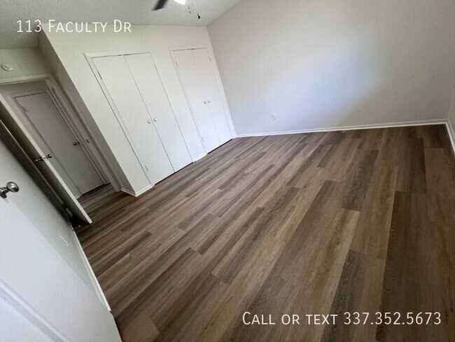 Building Photo - 113 Faculty Dr