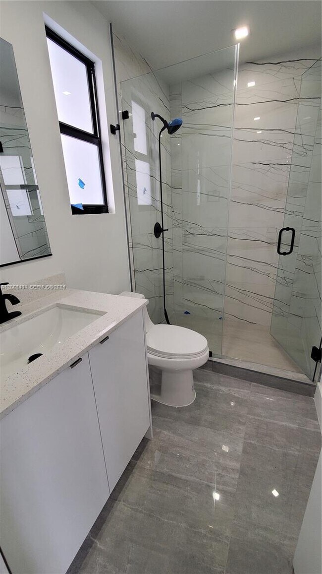 Building Photo - 40 SW 34th Ave