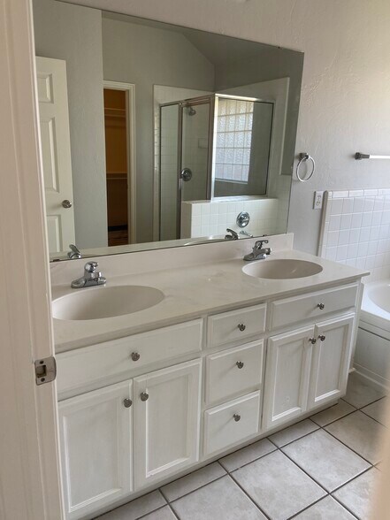 Building Photo - 1848 NW 172nd St