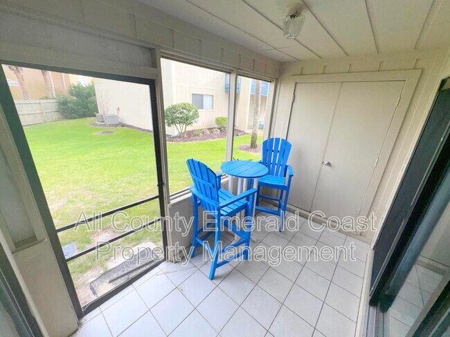 Building Photo - 3755 Scenic Hwy 98