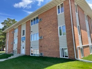 Building Photo - Fairmont Apartments