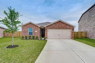 Building Photo - 12105 Seacrest Ln