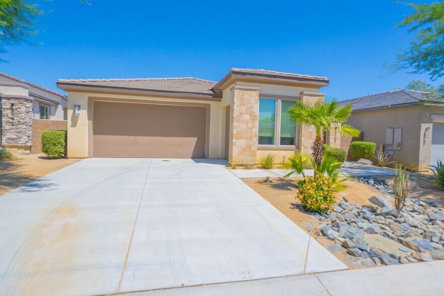 Building Photo - 80088 Canyon Club Ct.