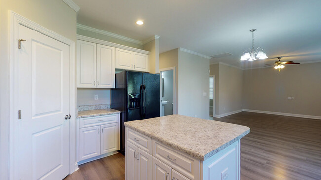 Building Photo - 912 Williford Run Dr