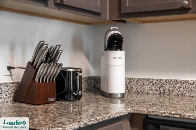 Building Photo - 1903 E Marshall St