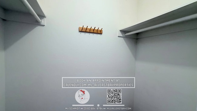 Building Photo - Sunny, west facing, Large 1 bedroom with tons of storage, includes water/garbage/amenities/parking!