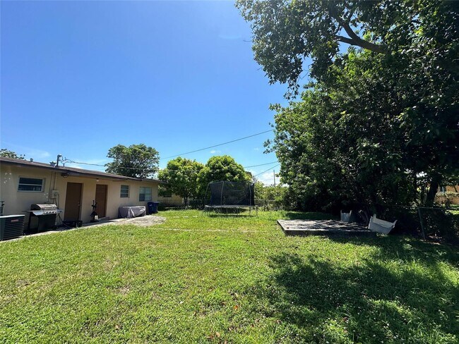 Building Photo - 10741 SW 150th Terrace