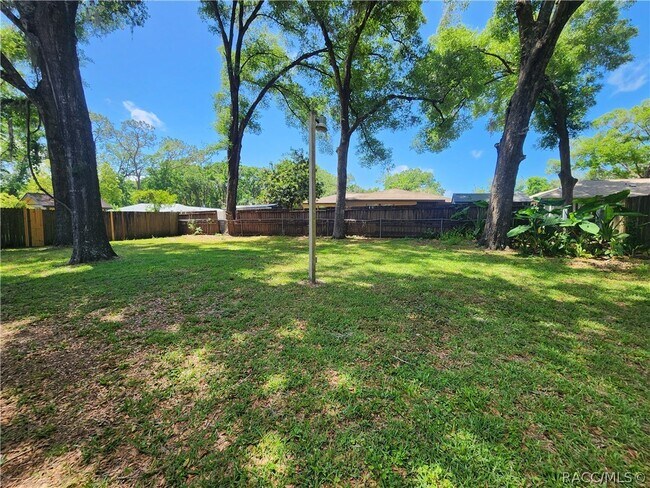 Building Photo - 3444 S Apopka Ave