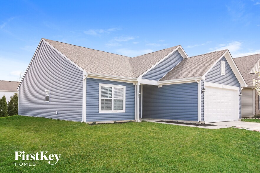 Building Photo - 1301 Greenbriar Wy