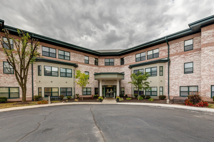 Wyndham Hall Front Entry - Wyndham Hall Senior