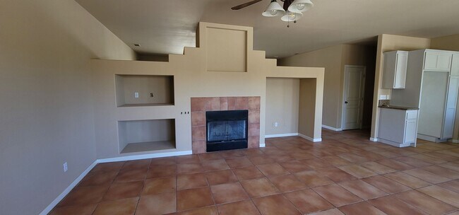 Building Photo - 6231 Mirlo Rd