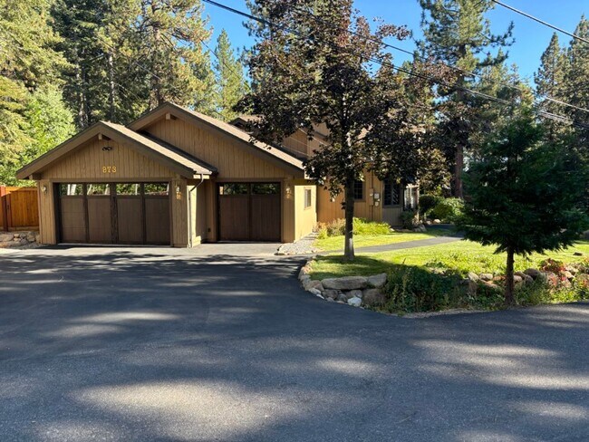 Building Photo - 973 Sand Iron Dr