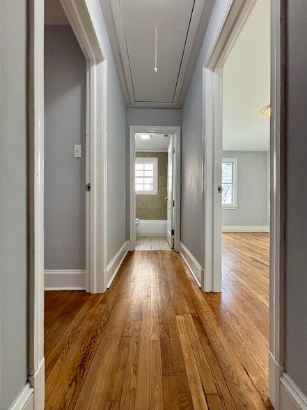 Building Photo - 321 Jefferson Ave