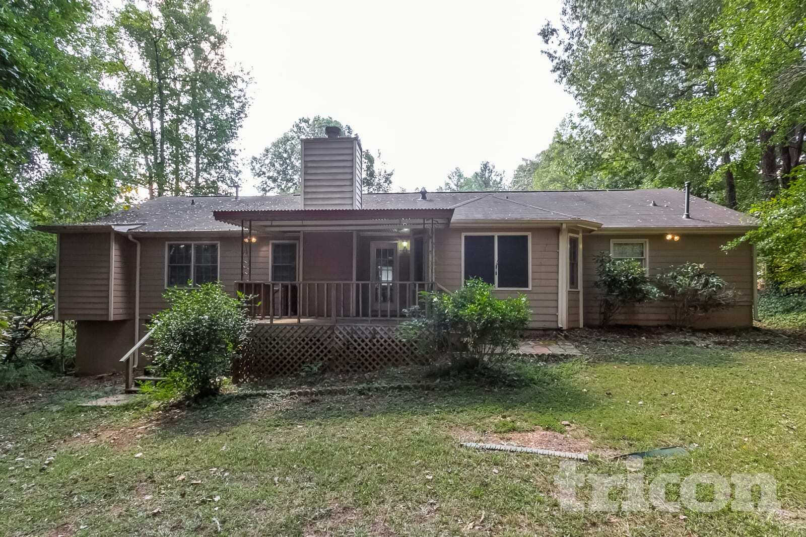 Building Photo - 1430 Hillside Pl SE