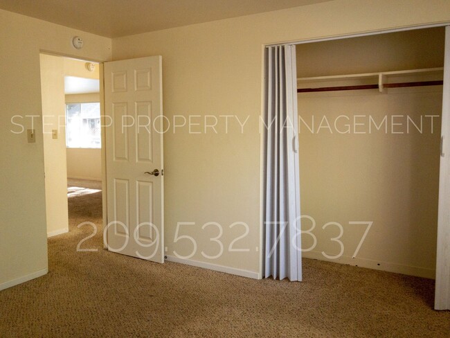 Building Photo - 2 Bedroom 1 Bath Home in Twain Harte!