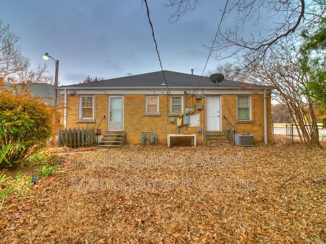 Building Photo - 1019 NW 40th St