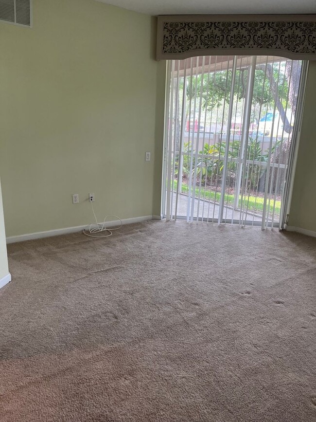 Building Photo - Welcome to the pinnacle of modern living – a dazzling 2-bedroom, 2-bathroom + Den sanctuary for r...