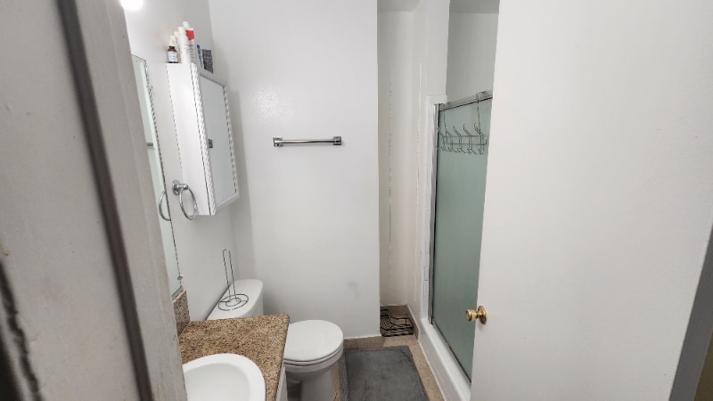 Building Photo - 310 S Almont Dr