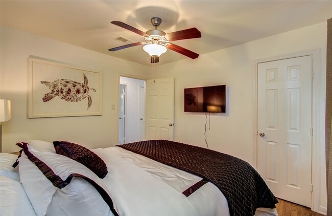 Building Photo - 5329 Pagewood Ln