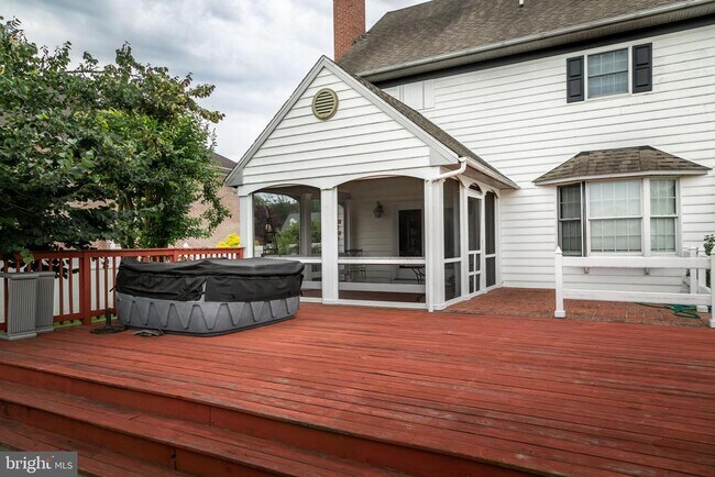 Building Photo - 5444 E Nithsdale Dr