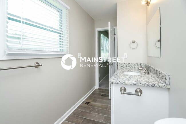 Building Photo - 2498 Winding Creek Dr