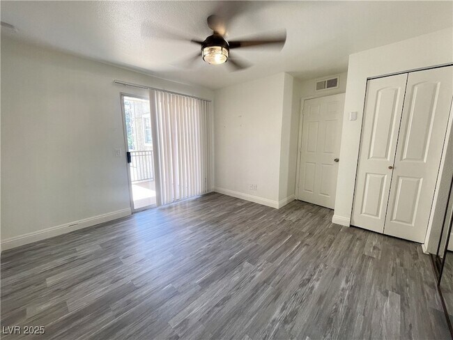 Building Photo - 2801 N Rainbow Blvd