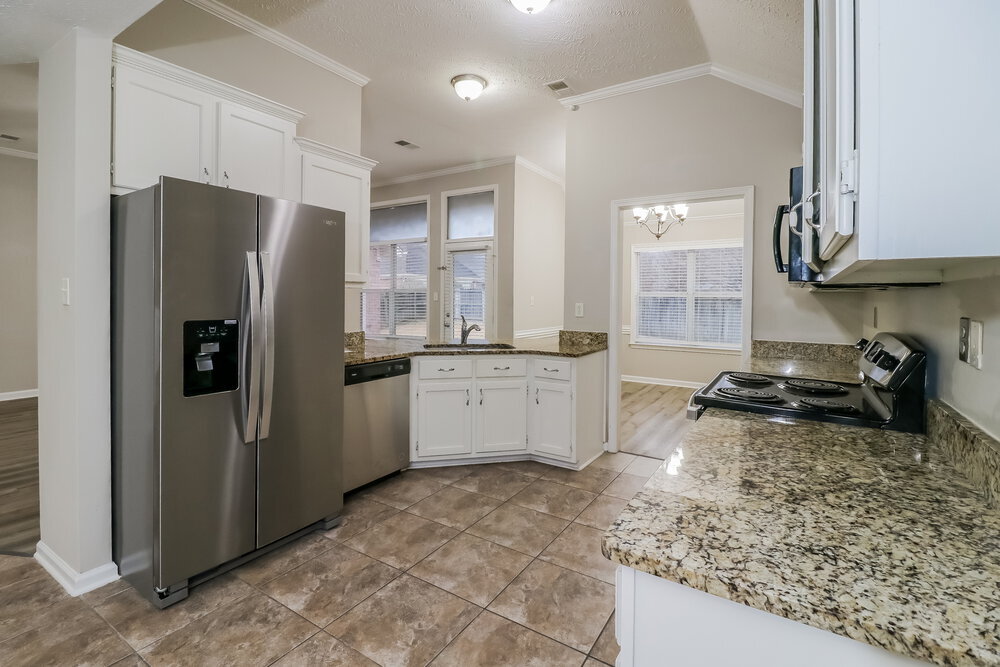 Building Photo - 6181 Braybourne Main