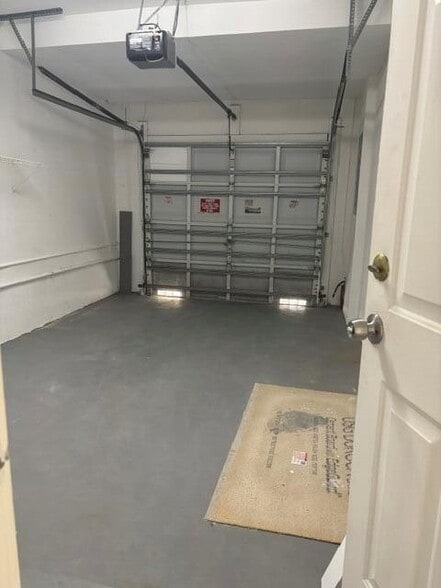 Building Photo - 254 Riverwalk Cir