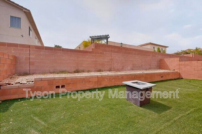 Building Photo - 10024 Sacate Blanco Ave SW