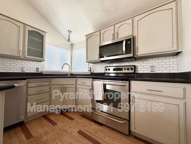 Building Photo - 1747 W 8300 S