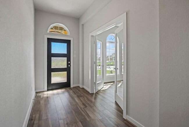 Building Photo - 3020 Myrtle Sunset Dr