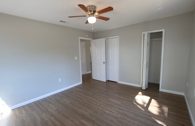 Building Photo - 4525 Old Dallas Rd