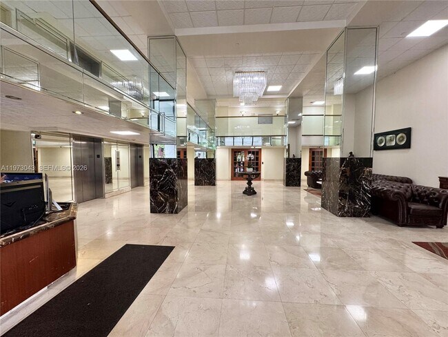 Building Photo - 210 174th St