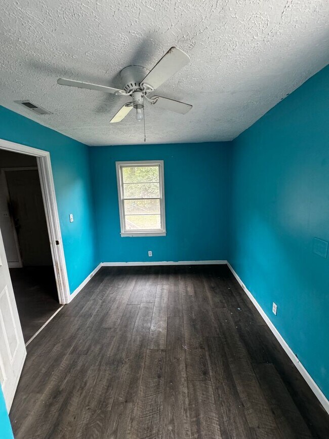 Building Photo - 4/2 home in Shelby, NC