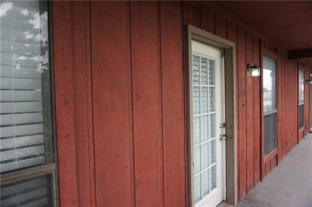 Building Photo - 1448 Carrollton Ave