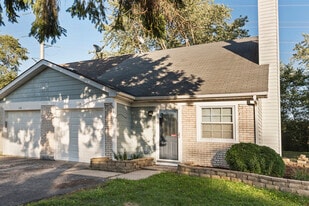 Building Photo - 712 Clearwood Ct