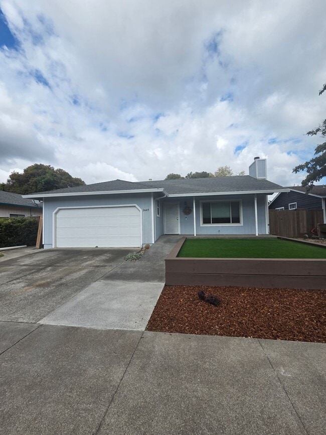 Building Photo - 3 Bedroom 2 Bathroom _ Move-in Specials Av...