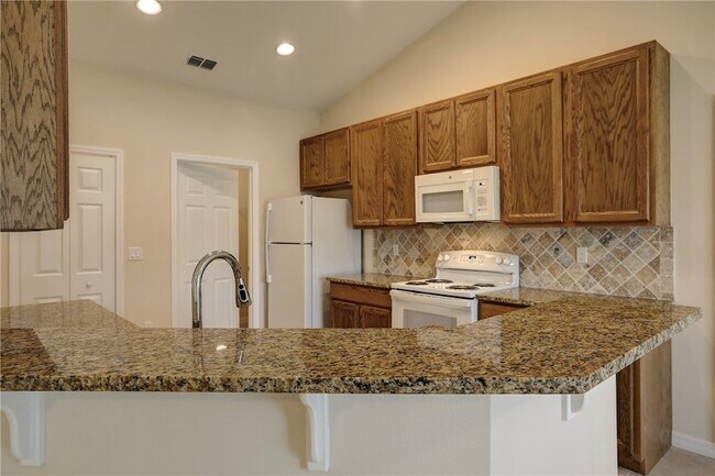 Building Photo - 312 Perch Ln