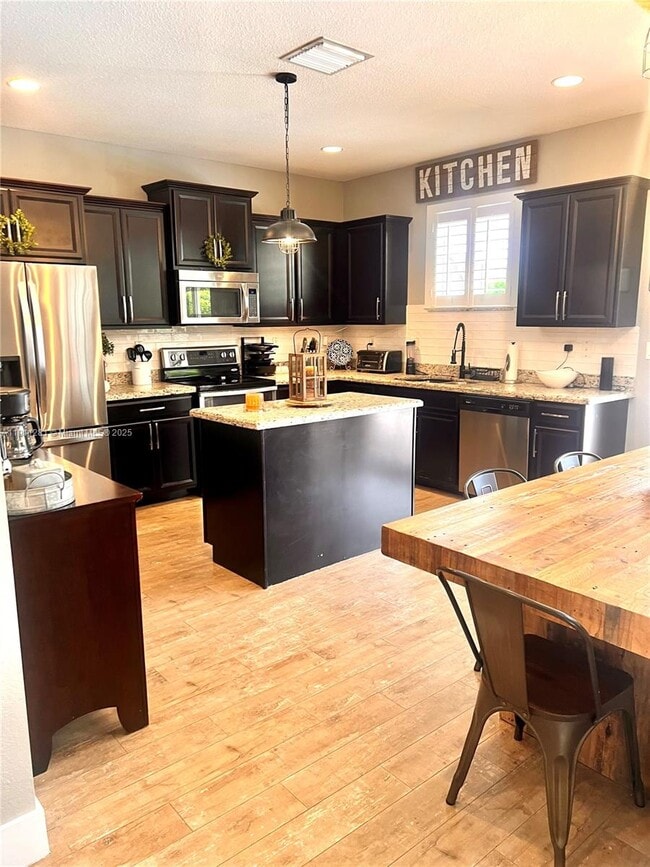 Building Photo - 12780 SW 224th St