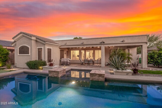 Building Photo - 10502 E Posada Ave