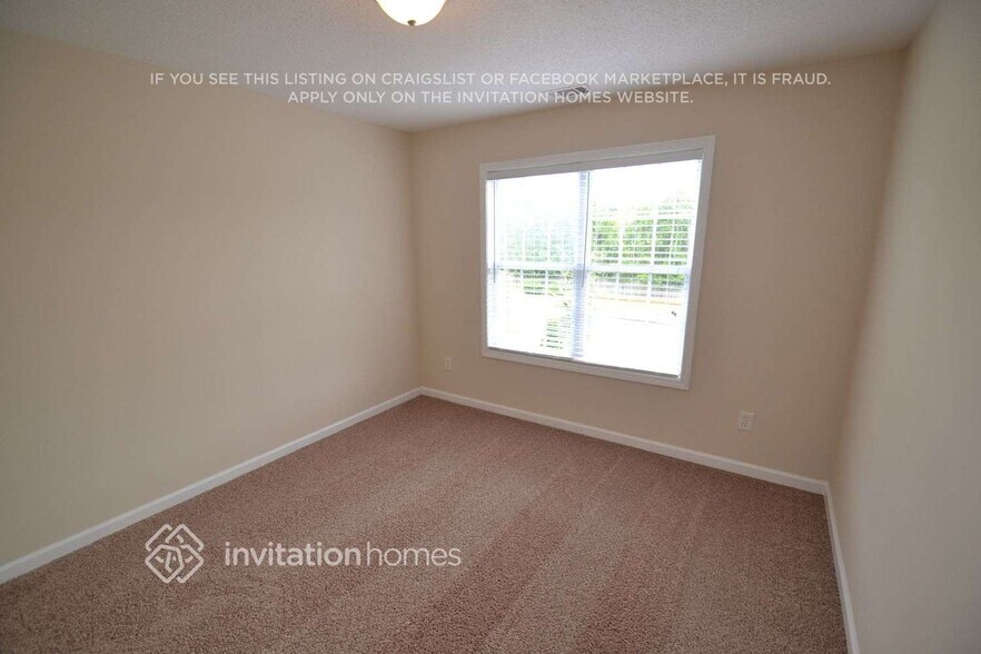 Building Photo - 5649 Rutland Dr SW