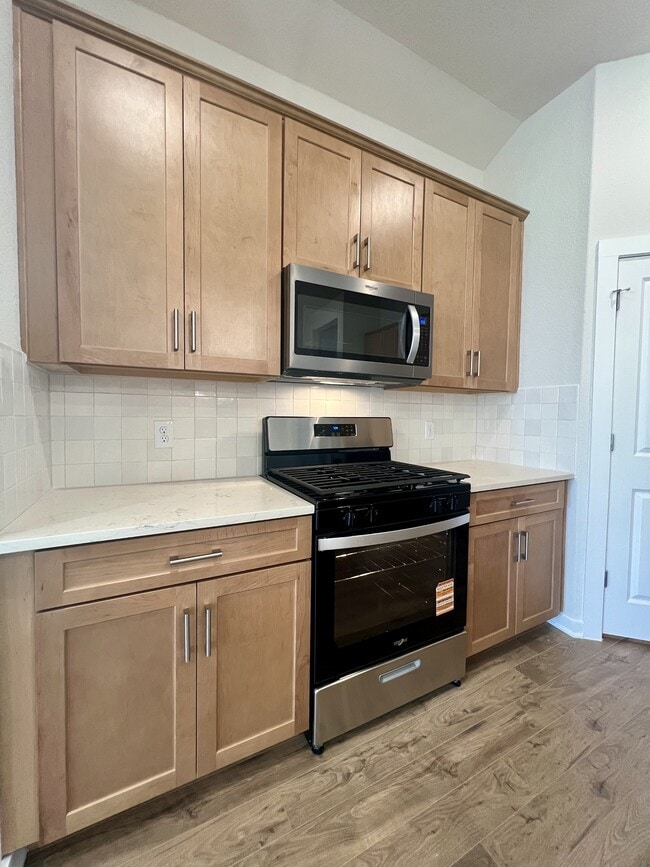 Building Photo - 14438 Inspiration Pt