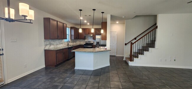 Building Photo - 25202 Wls Sta Ct