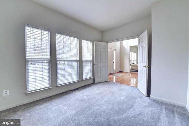 Building Photo - 110 Hunton Dr