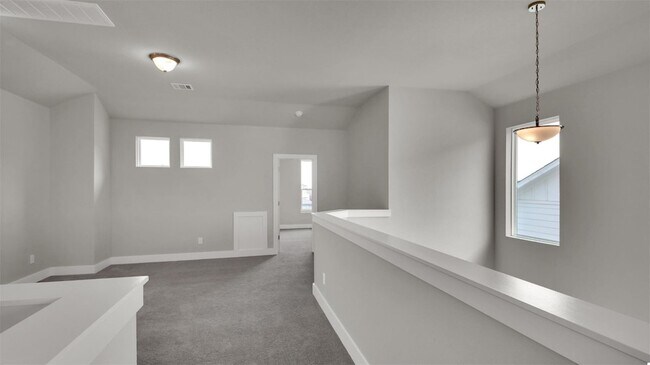 Building Photo - 208 Mirabeau Way