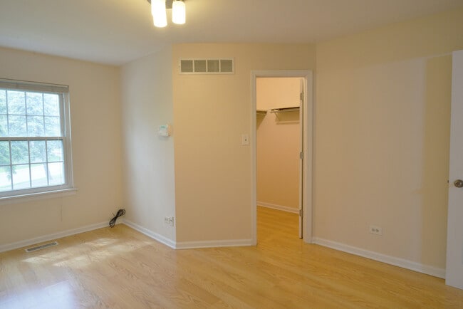 Building Photo - 1263 Wyndham Ln