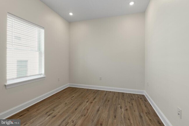 Building Photo - 509 Gorgas Ln