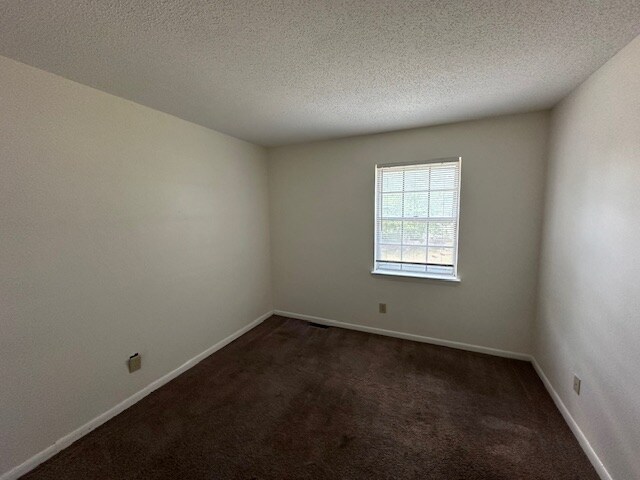 Building Photo - 5709 Bramblegate Rd