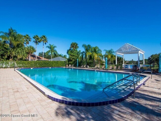 Building Photo - 1150 Breezy Way